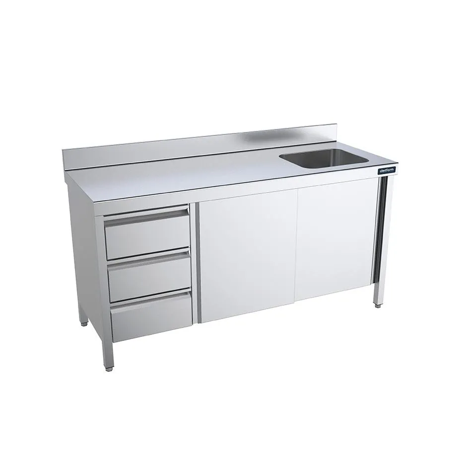 Table de 2200x600 avec portes, module et bac à droite